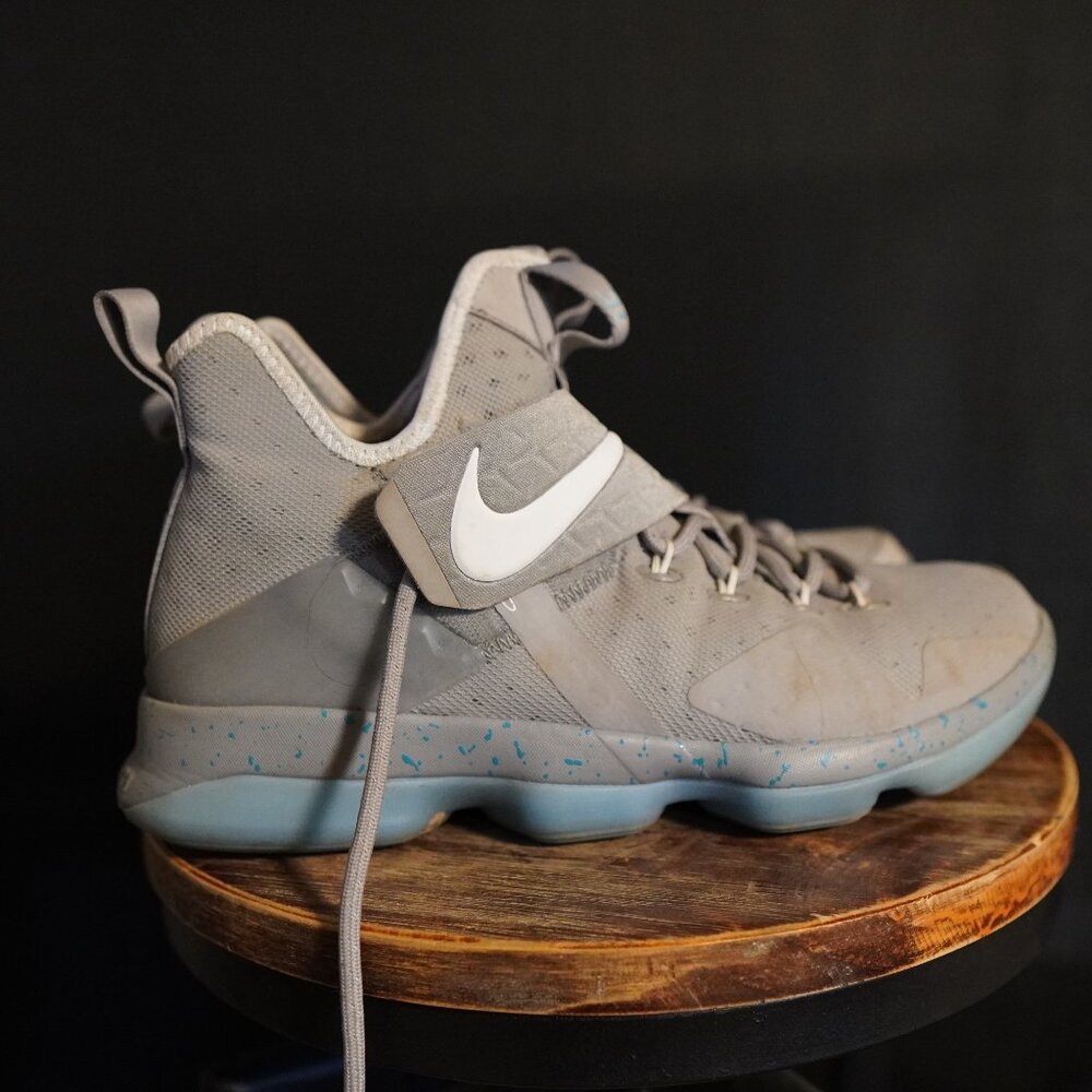Nike Lebron 14 Mag Size 10